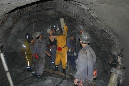 郊区工程爆破中的危险因素分析以及应对工程爆破危险的措施